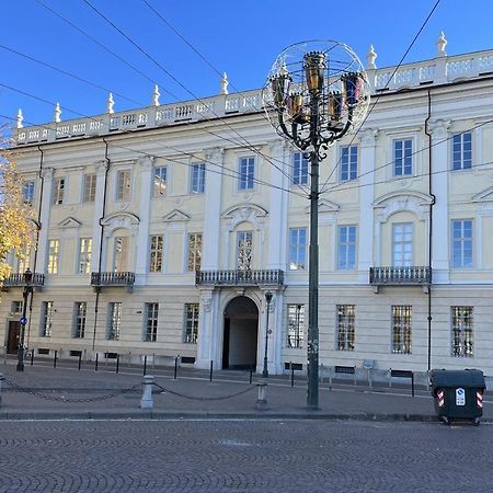 Corte Des Ambrois By Apartments To Art Turin Luaran gambar