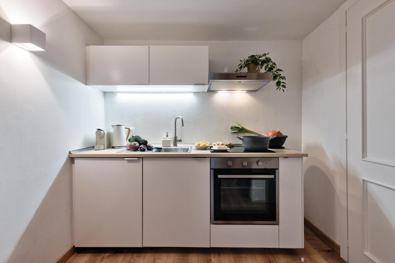 Corte Des Ambrois By Apartments To Art Turin Luaran gambar